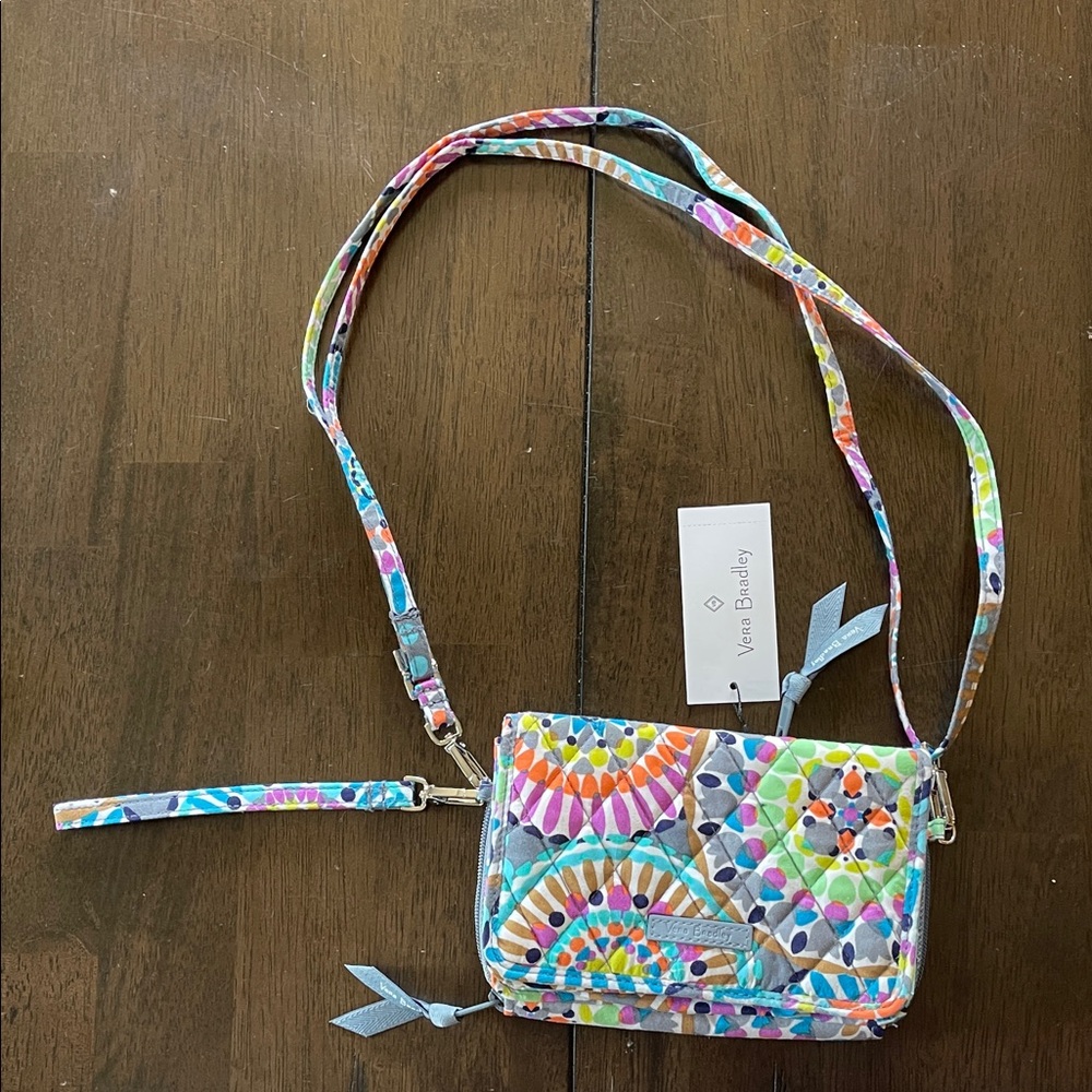 NWT! Vera Bradley Sunny Medallion RFID 3-n1 Crossbody